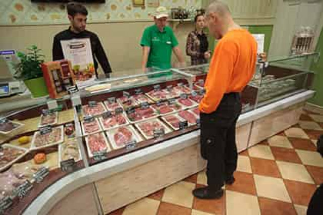 Опубликован новый список запрещенных к ввозу в Россию продуктов
