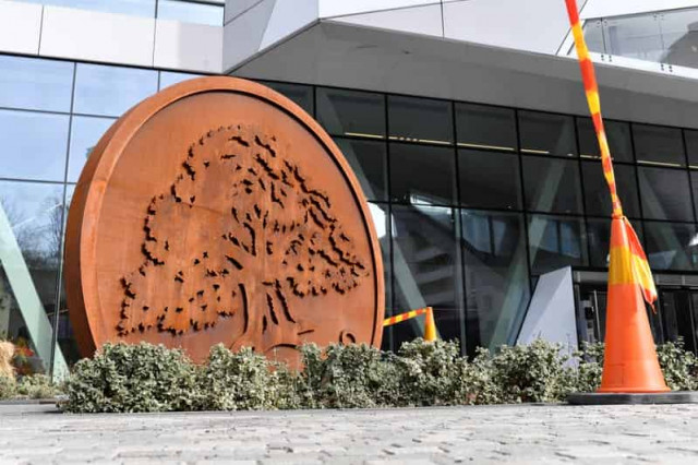 Swedbank head office searched as money laundering allegations grow