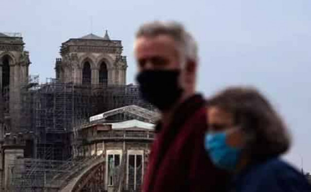 Во Франции смертность снизилась до минимального уровня