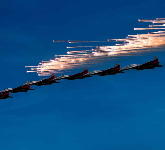 Россия и шесть стран СНГ начали крупные учения военной авиации
