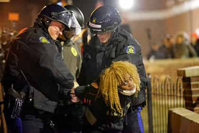 МИД России обвинил США в силовом подавлении протестов
