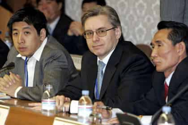 Российский посол переехал из Северной Кореи в Южную
