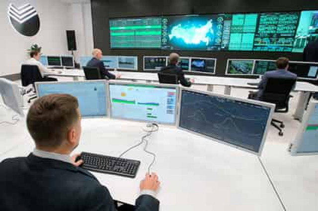 Сбербанк уволил тысячи сотрудников и заработал миллиарды
