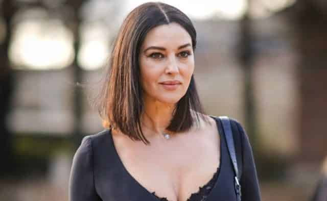 54-річна Моніка Беллуччі поділилася пікантним знімком