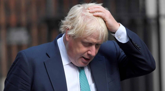 Глава МИДа Британии пойдет под суд