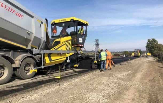 «Велике будівництво» доріг в Україні почнеться навесні наступного року, обіцяє Гончарук