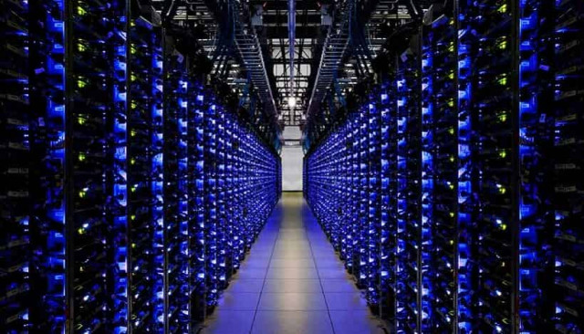 В Ірані «любителі легких грошей» майнили криптовалюту прямо в мечеті (Фото)