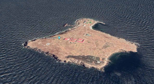 Российская авиация активизировалась возле острова Змеиный
