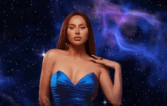 Відома співачка родом з України отримала паспорт РФ
