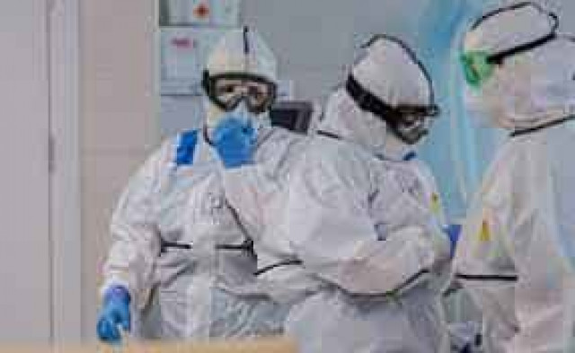 В России за сутки COVID-19 заболели 51 699 человек
