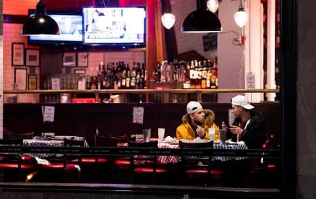 Ткаченко призвал украинцев активно идти в кафе