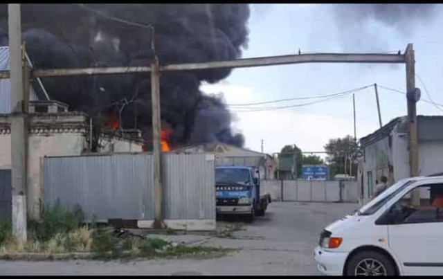 В Херсоне уничтожены склады оккупантов, - ОВА
