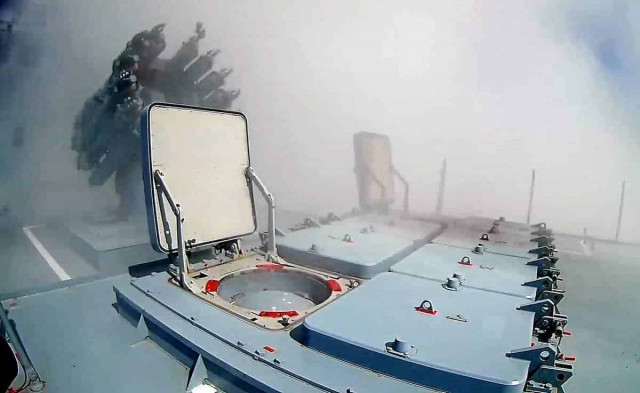 Россия вывела дополнительный ракетоноситель в Черное море
