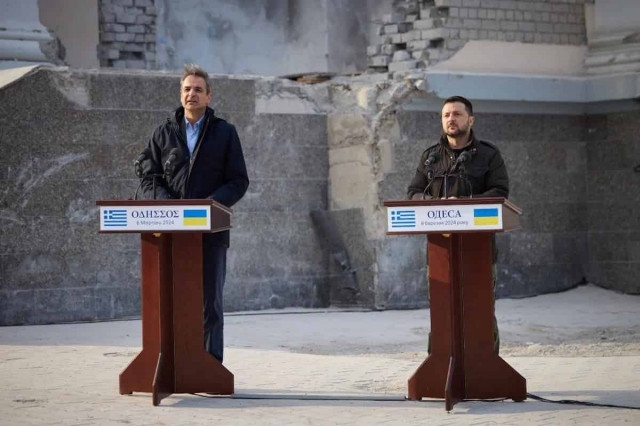 Російська ракета в Одесі вибухнула за 500 м від Зеленського і прем'єра Греції, - CNN
