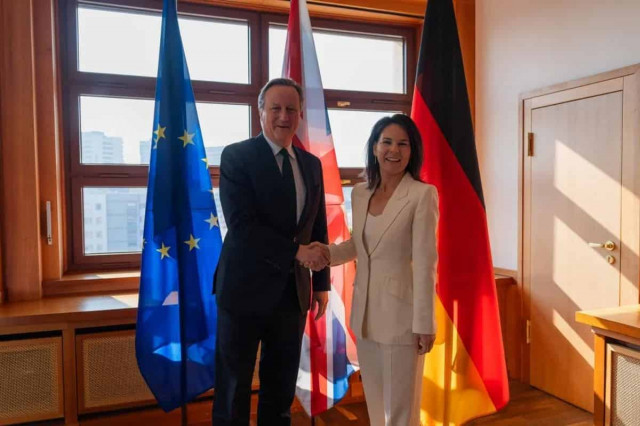 Злита розмова про Taurus: Німеччина та Британія пообіцяли не дозволити розділити союзників України
