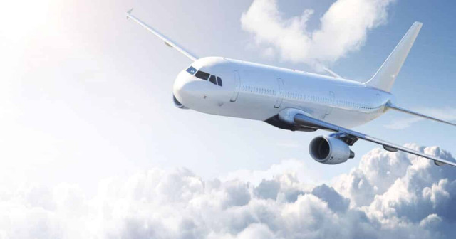 Авиакомпании предлагают украинцам билеты по 300 грн на внутренние авиарейсы