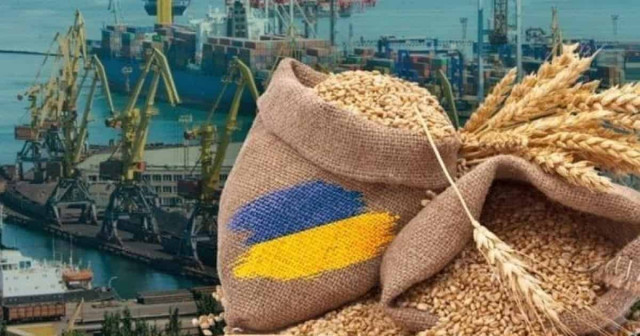 Оголошено тимчасові коридори для торговельних суден, що йдуть з і в українські порти
