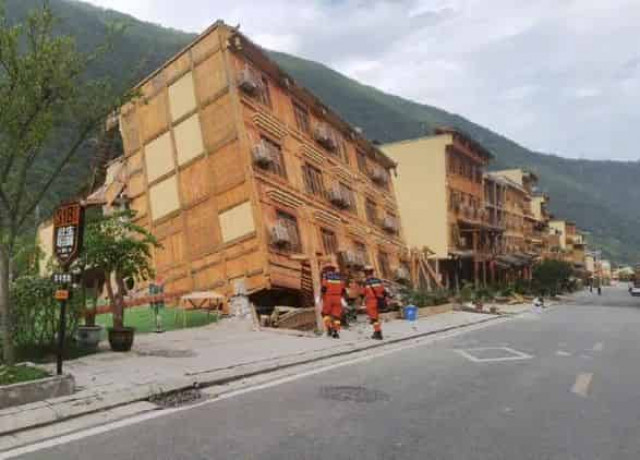 Землетрясение в Китае: количество жертв возросло до 88
