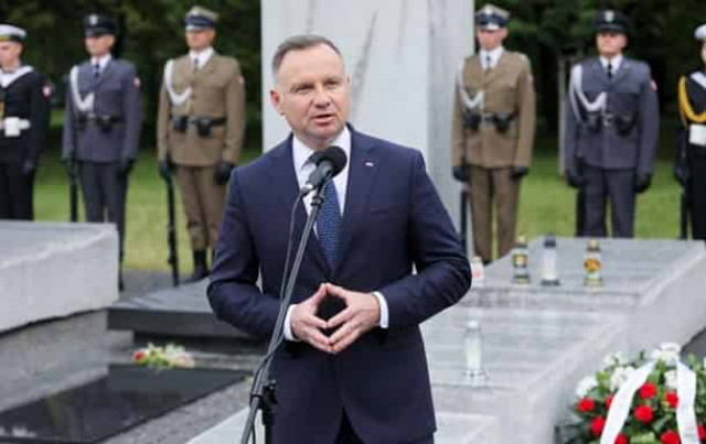 Зеленский внес в ВР законопроект о статусе поляков - Дуда