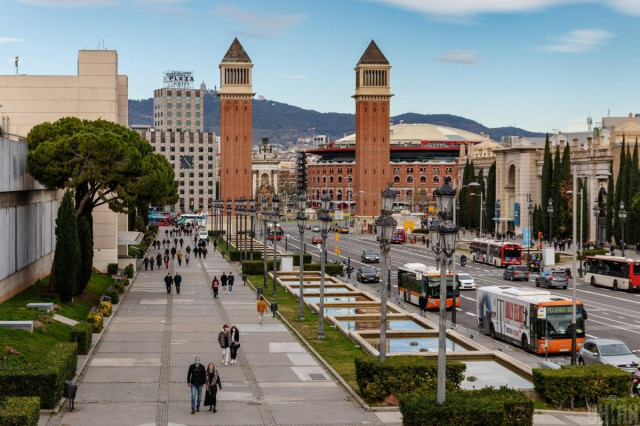 Туристів в Барселоні попередили про небезпеку, яка у них завжди 