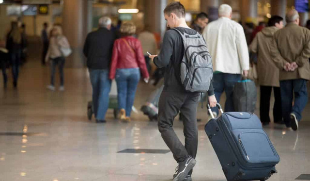 США призвали своих граждан уехать из России 
