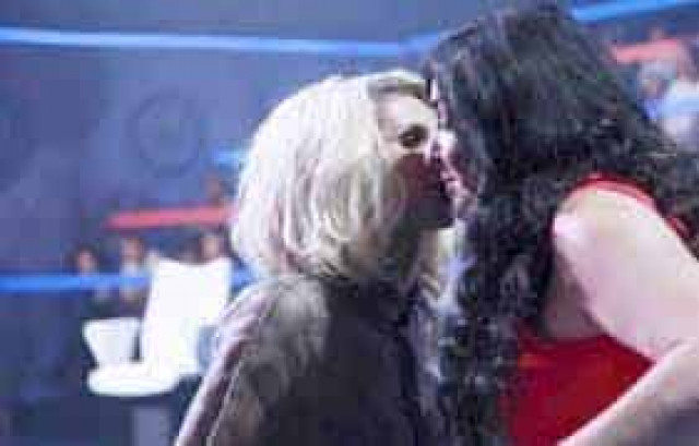 Лолита призналась в любви Светлане Лободе
