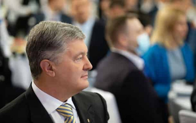 Порошенко переписал корпорацию Roshen на сына
