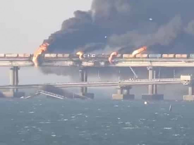 Крымский мост поручили отремонтировать до 1 июля
