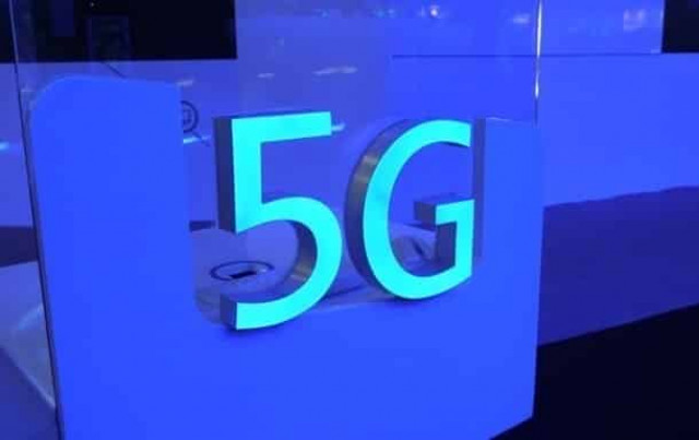 Во Франции противники 5G подожгли вышку