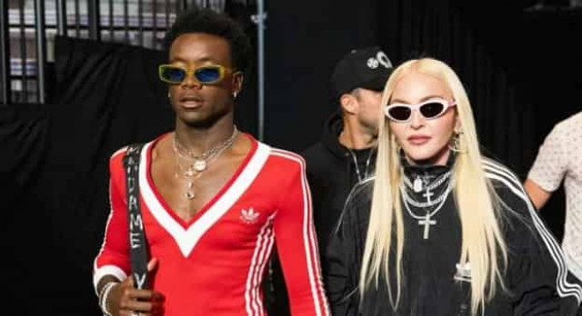 Мадонна объяснила, почему ее сын носит женскую одежду
