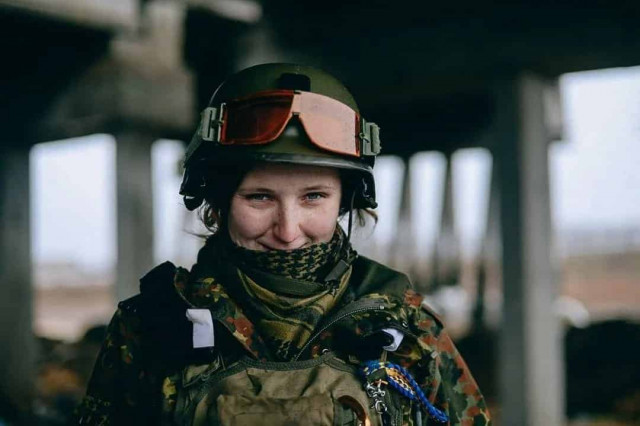 Кількість зросла на 40%: у Міноборони розповіли, скільки жінок служать у лавах ЗСУ
