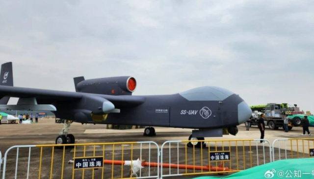 Китай розгортає БПЛА-