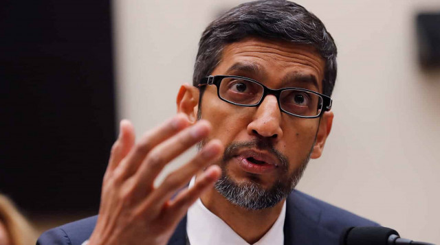 Сотрудники Google попросили гендиректора не увольнять из компании украинцев
