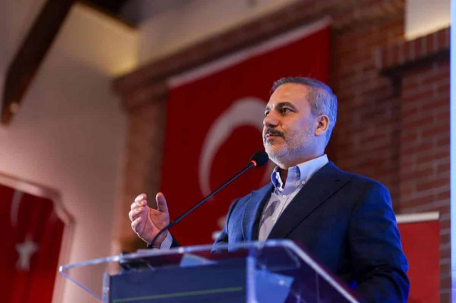 Війна в Україні може поширитися на регіон, - глава МЗС Туреччини
