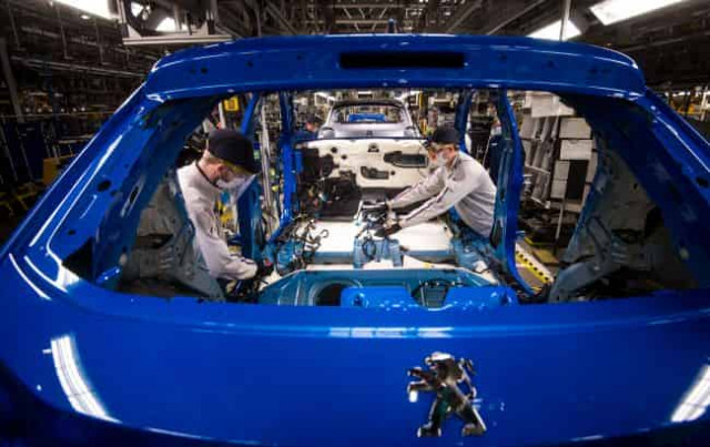 Четвертый в мире автопроизводитель прекратил производство в России
