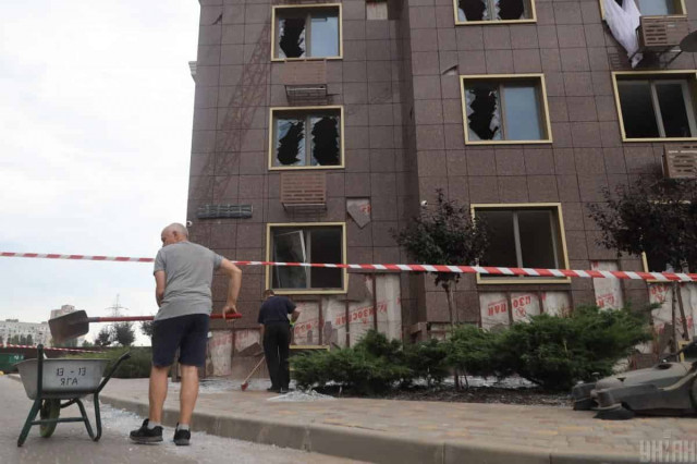 Зеленський про нічну атаку росіян: цілили в інфраструктуру зернової угоди
