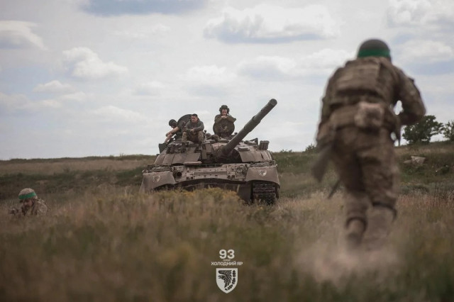 Можливостей для контрнаступу у ЗСУ немає, але є інший варіант перемоги, - RUSI
