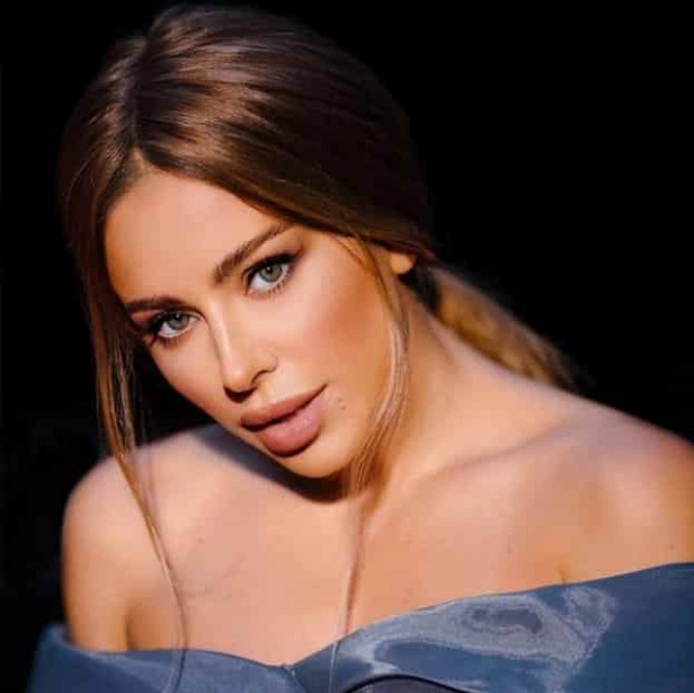 Концерты Ани Лорак в Европе отменены из-за украинских активистов
