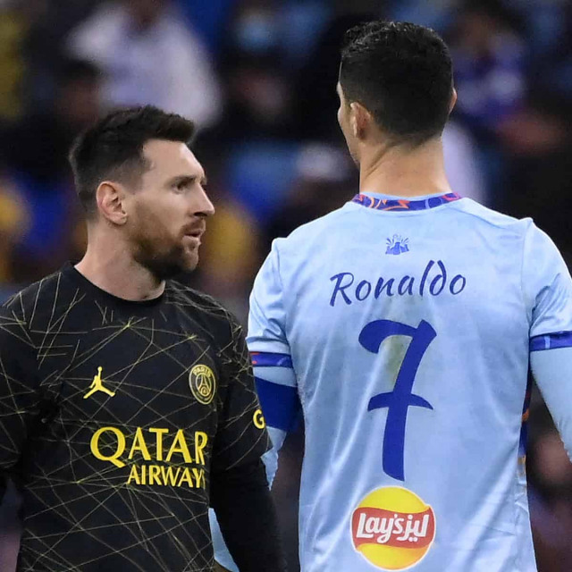 Роналду опубликовал фото с Месси