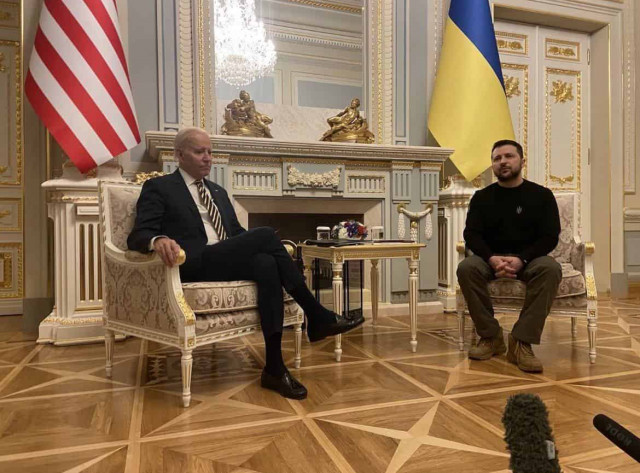 Зеленский: результат визита президента США будет ощутим на поле боя
