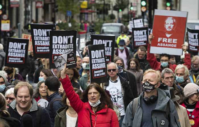 Лондонский суд одобрил экстрадицию Ассанжа в США
