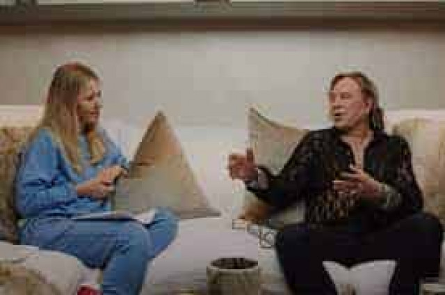 Микки Рурк дал интервью Ксении Собчак о событиях в Украине
