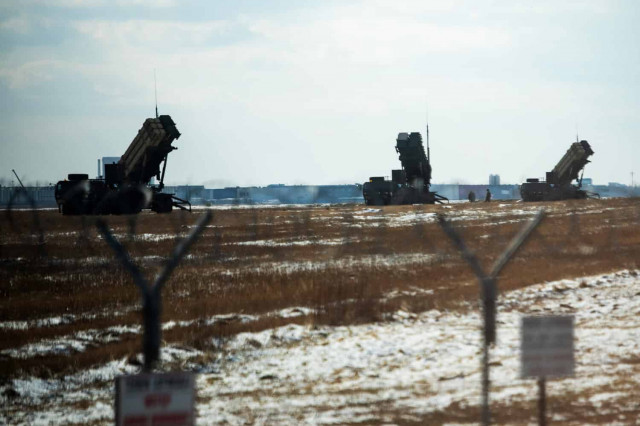 Західна ППО перетворила Київ на рідкісне безпечне місце у воюючій Україні, - Politico
