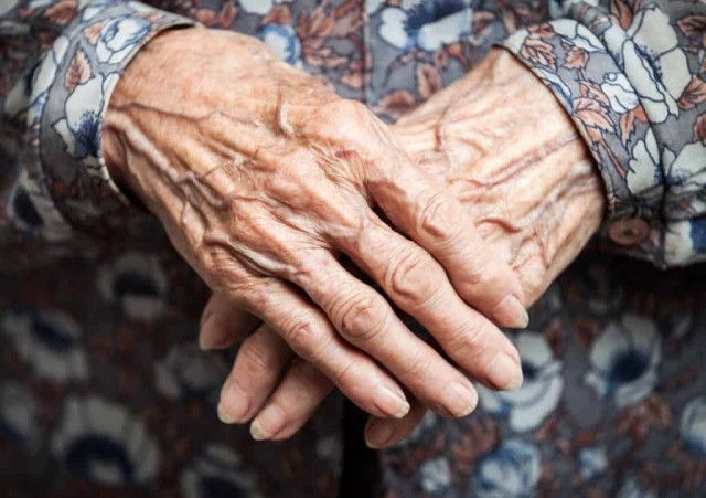 Назван возраст нового старейшего человека планеты
