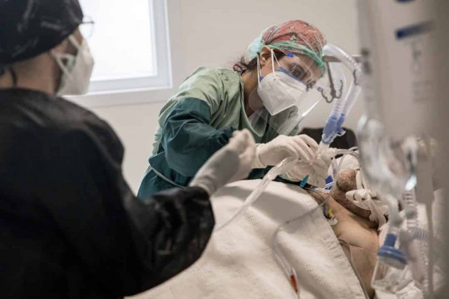 В Украине вновь зафиксировали более 5 тысяч новых случаев COVID-19
