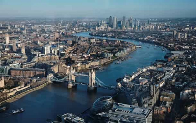 Киев и Лондон обсудили упрощение визового режима