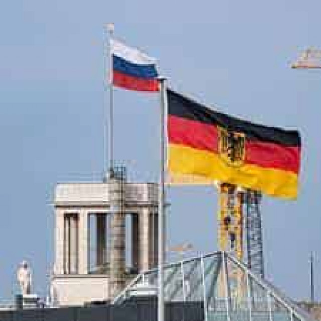 Берлин заявил о невозможности принять признание Россией ДНР и ЛНР
