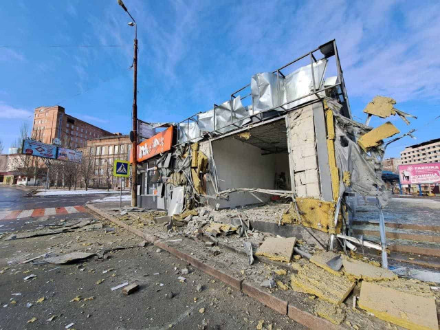 Адская ночь в Мариуполе: в городе раздались мощные взрывы, есть 