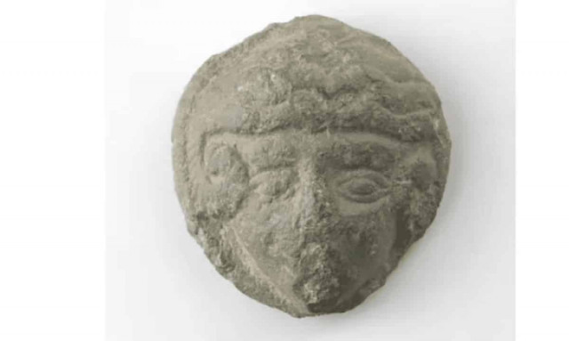 На полі в Данії знайшли 1800-річний мініпортрет Олександра Македонського
