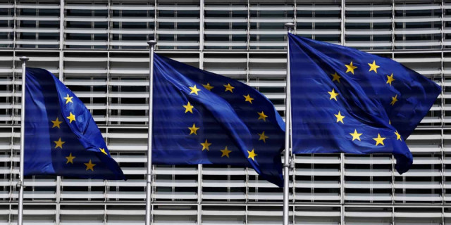 Еврокомиссия выплатила Украине 1,5 миллиарда евро помощи: на что направят средства
